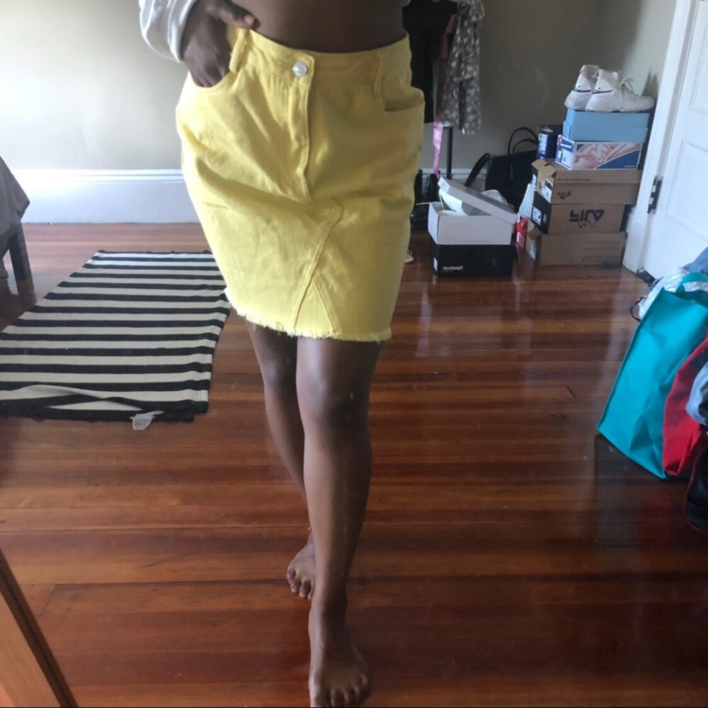 Yellow denim skirt